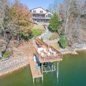 Private Dock Lake Views & Outdoor Fun