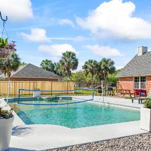 Sea Queen - 4Br 3Ba Pool 5miles to Beach