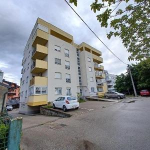 Apartments with parking space Zagreb - 24134