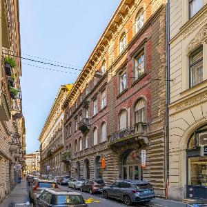 Budapest Moments by STN