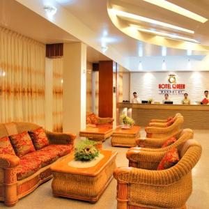 Hotel Queen Mandalay