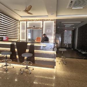Rajmahal Premium Hotel & Banquet