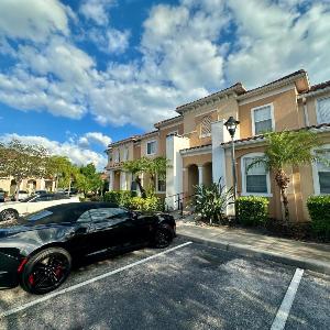 Grand Panoramic 3BR Townhouse Near Disney Parks