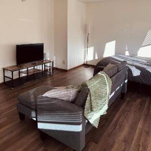 Liberty Valley Studio - 1001-29