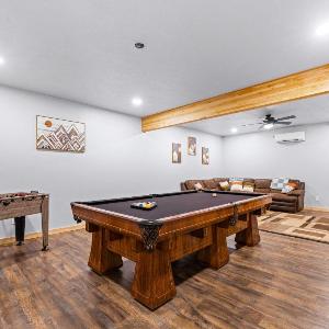 Peak-A-View - Beautiful pet friendly A-frame on 2 acres w/ panoramic views and trailer parking
