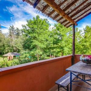 Peaceful Farmhouse in Montescudaio with Skiing Nearby