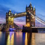 London Central 2 Bathroom Flat with Parking & Balcony