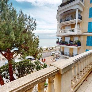 Grand 3P Centre Menton avec Terrasse Parking et Piscine - FR-1-196-379
