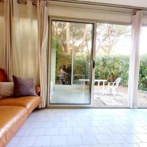 Appartement Six-Fours-les-Plages 2 pièces 4 personnes - FR-1-316-24