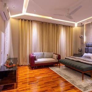 Luxurious 1bhk gold crest mall residency