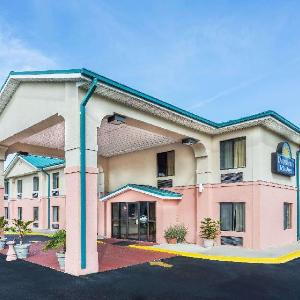 Days Inn by Wyndham Panama City/Callaway