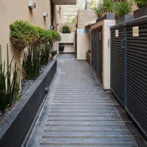 Sunny Luxury Apartments