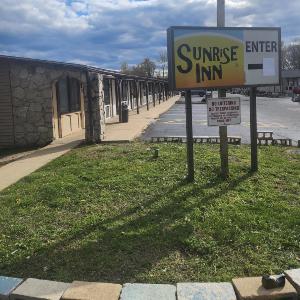 Sunrise Inn