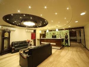 Hotel Grand Pragati, Surat
