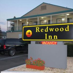 Hotels near Sonoma County Fairgrounds - Redwood Inn