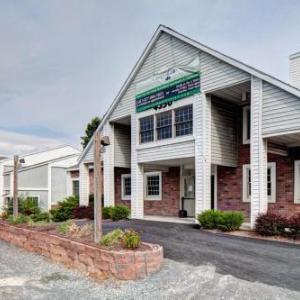 Hotels near CMAC - Campus Gate