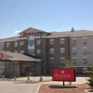 Hotels near Drumheller Memorial Arena - Ramada by Wyndham Drumheller Hotel & Suites