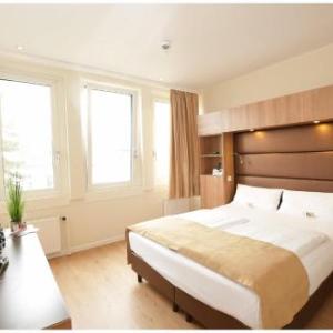 Hole44 Berlin Hotels - Motel Plus Berlin