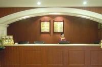 Hotels Near Oak Hotel Chongqing Shangqingsi Branch - 