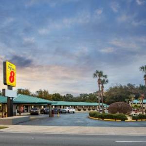 Super 8 by Wyndham Pensacola West