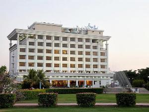 Sun-n-Sand Shirdi, Shirdi