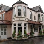 Hotels near Queen's Hall Nuneaton - abbey grange hotel
