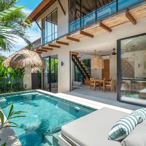 Yuko Tropical Bliss 2BR Villa Short Stroll to Beach