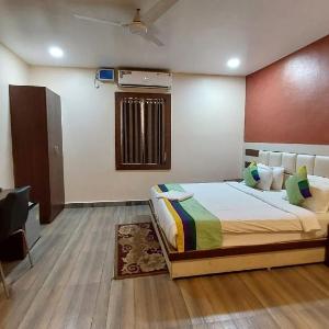 DhamStay Hotel Paradise Convention Bhubaneswar