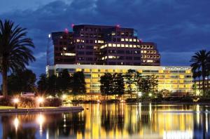 DoubleTree by Hilton Orange County Airport, Santa Ana