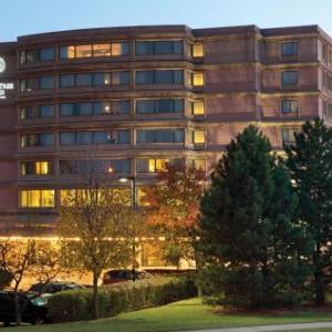 Compass Arena Hotels - DoubleTree By Hilton Guest Suites & Conf. Center Chicago Downers Grove