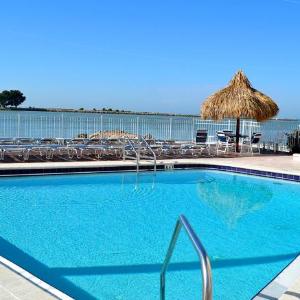 Gulfview Hotel - On the Beach