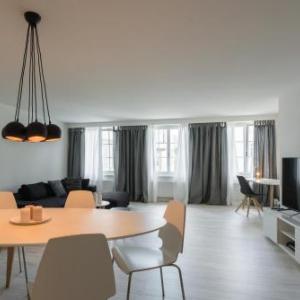 Paradeplatz Apartment by Airhome