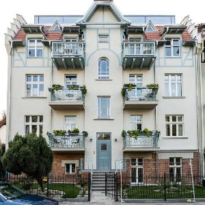 Sanhaus Apartments - BACARDI - Apartament z 2 balkonami garażem przy plaży