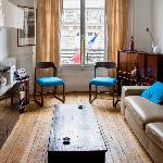 Charming and bright near Montmartre Paris 