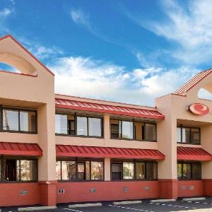 Econo Lodge Boston-Malden