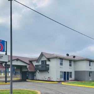 Motel 6 McGraw NY - Cortland