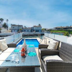 WELCS CASA 242 EMP con terraza y acceso al muelle