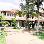 C J Beach Resort Colombo 