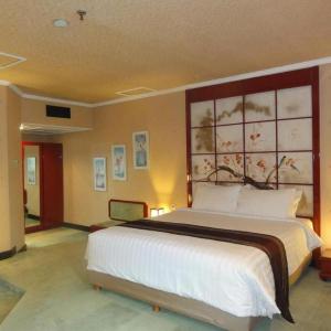 Regent's Park Hotel at Kayutangan Malang