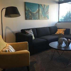 free parking lovely 2 bds in heart of chatswood76