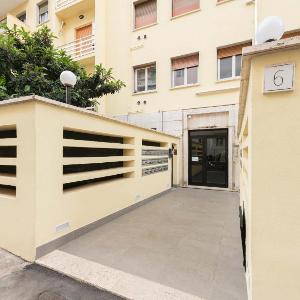 LoveRhome Apartment 8 e 14