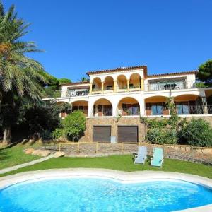 Holiday Home Puig Romani-1