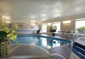 AmericInn by Wyndham Moline Airport Quad Cities, Moline