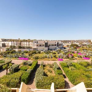 Le Daïquiri Renovated Apartment with Terrace in the Naturist Village