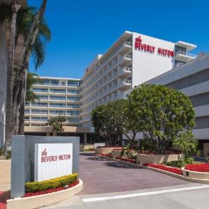 Hotels near Beverly Hills High School - The Beverly Hilton