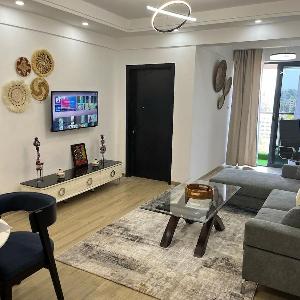 Cozy Stylish Apartment with King Bed and Wi-Fi