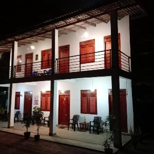 Lake House Home Stay