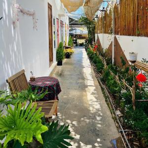 Nomad Home & Coffee