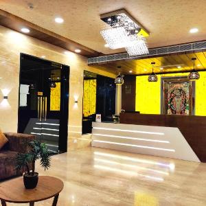 Opulence Inn near city palace