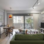 Elegant Design Stay in Koukaki